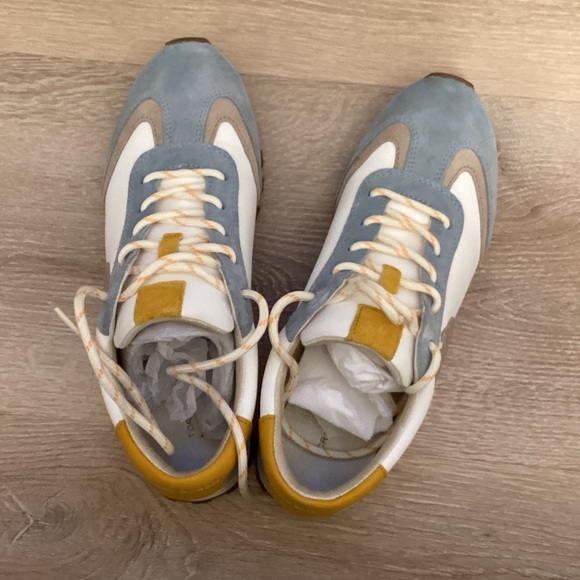 Stylish Tory Burch Sneakers in Blue and White - Picture 1 of 6